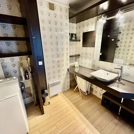 Unique Face Au Lavandou - Fr-1-816-16